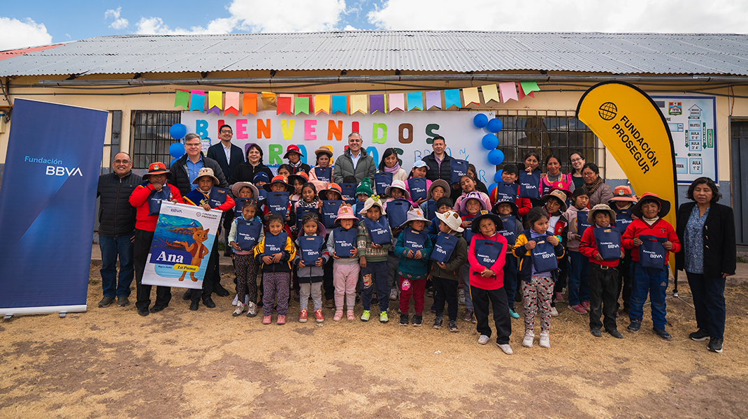 Las fundaciones Prosegur y BBVA se unen para fortalecer la educación en Perú<br />
